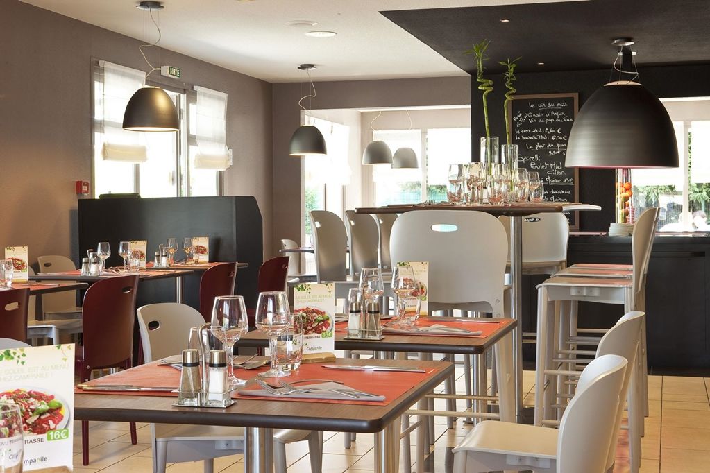 Hotel Campanile Clermont-Ferrand ~ Riom Restaurante foto